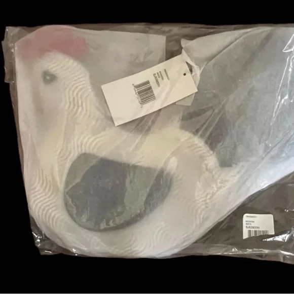 RARE NIP Betsey Johnson Wing Man Rooster 🐔 👜 in orginal packaging Collectors pc. - Picture 10 of 12